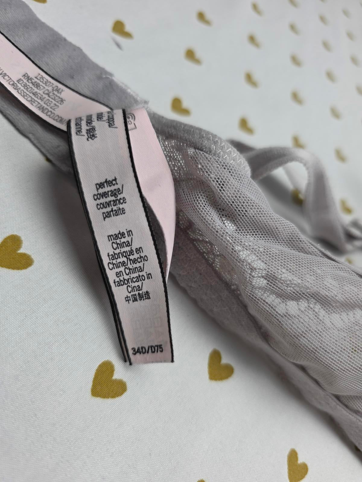 Victorias Secret Sexy 34D Perfect Coverage Bra Lace Accent