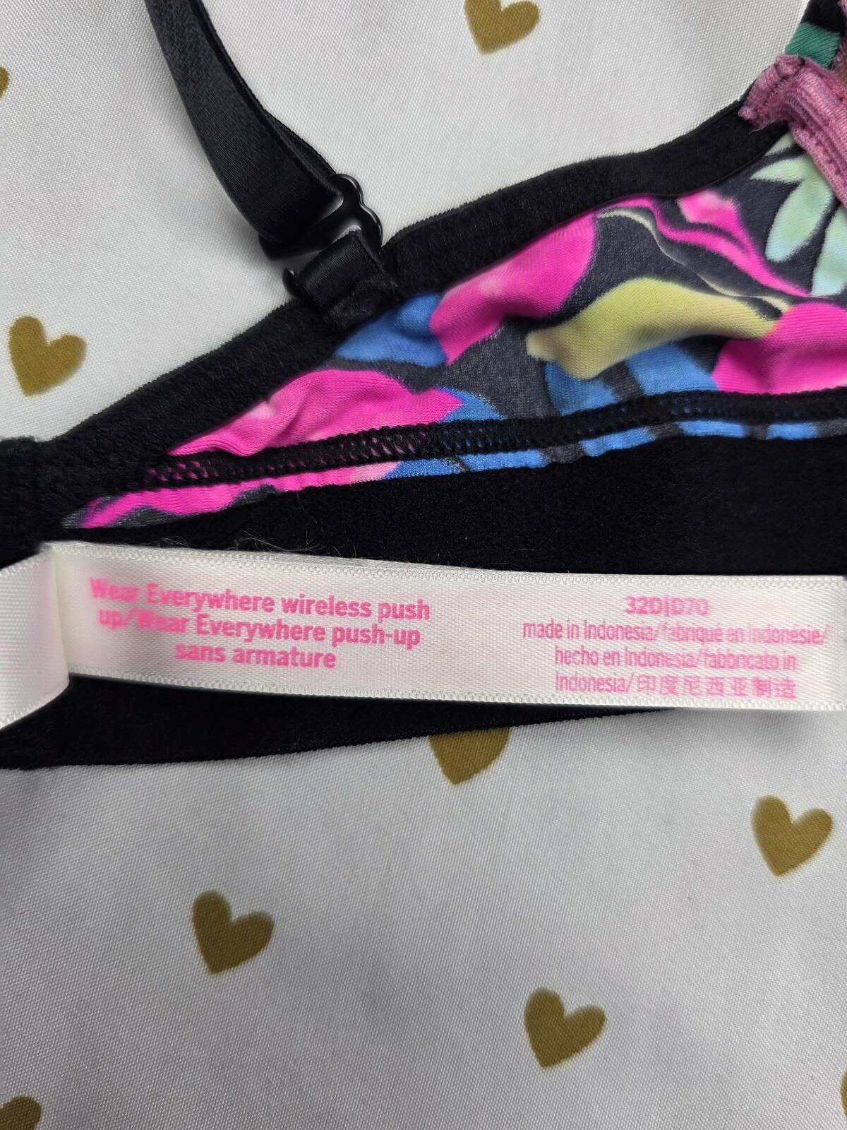 Victorias Secret PINK Floral Hawaiian Wireless NO WIRE Push Up Bra 32D