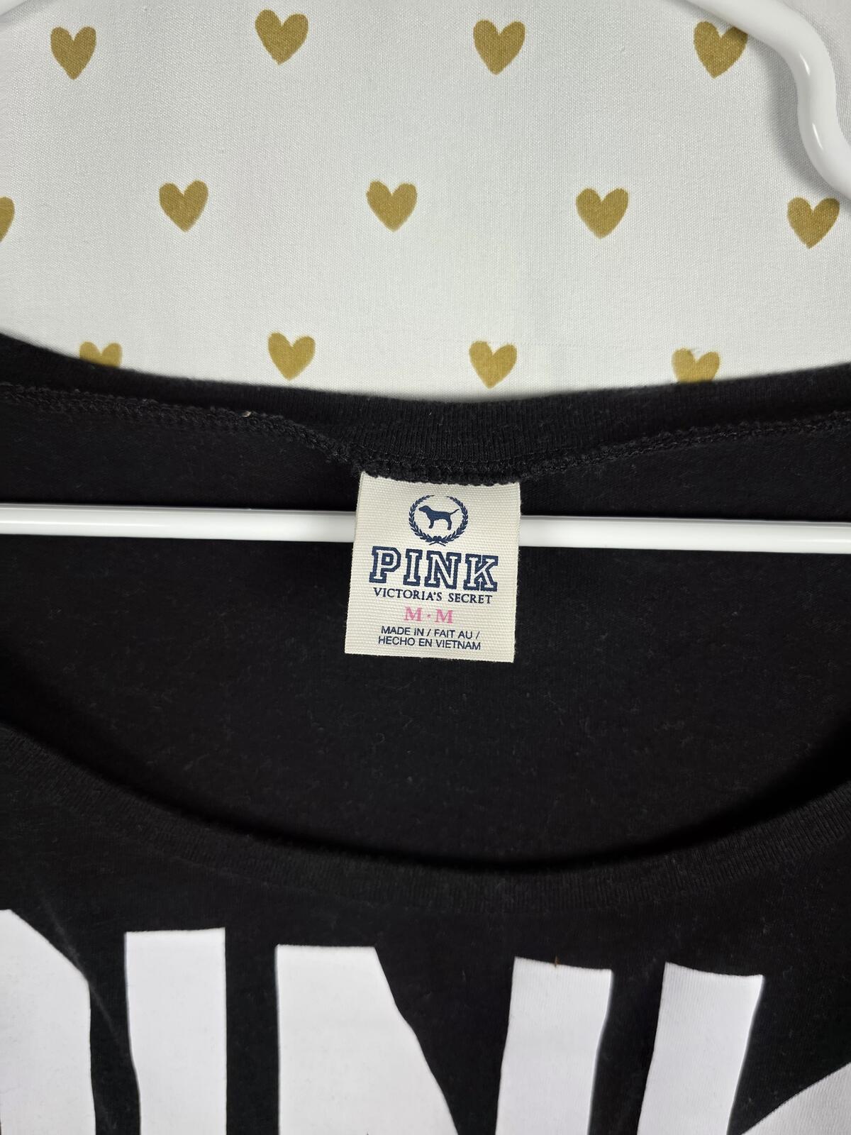 Victorias Secret PINK Cropped Vintage Boxy Logo LOVE Tee shirt Black MEDIUM
