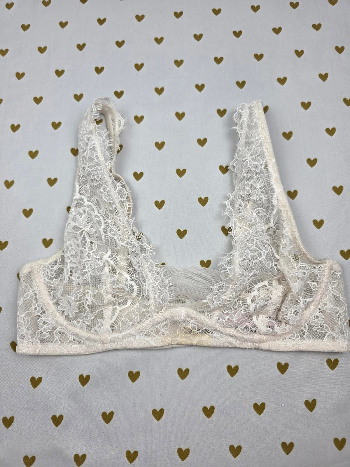 Victorias Secret Sheer White Dream Angels Lacey Unlined Plunge Bra 32B