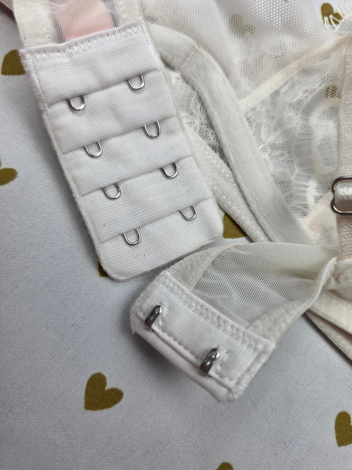 Victorias Secret Sheer White Dream Angels Lacey Unlined Plunge Bra 32B