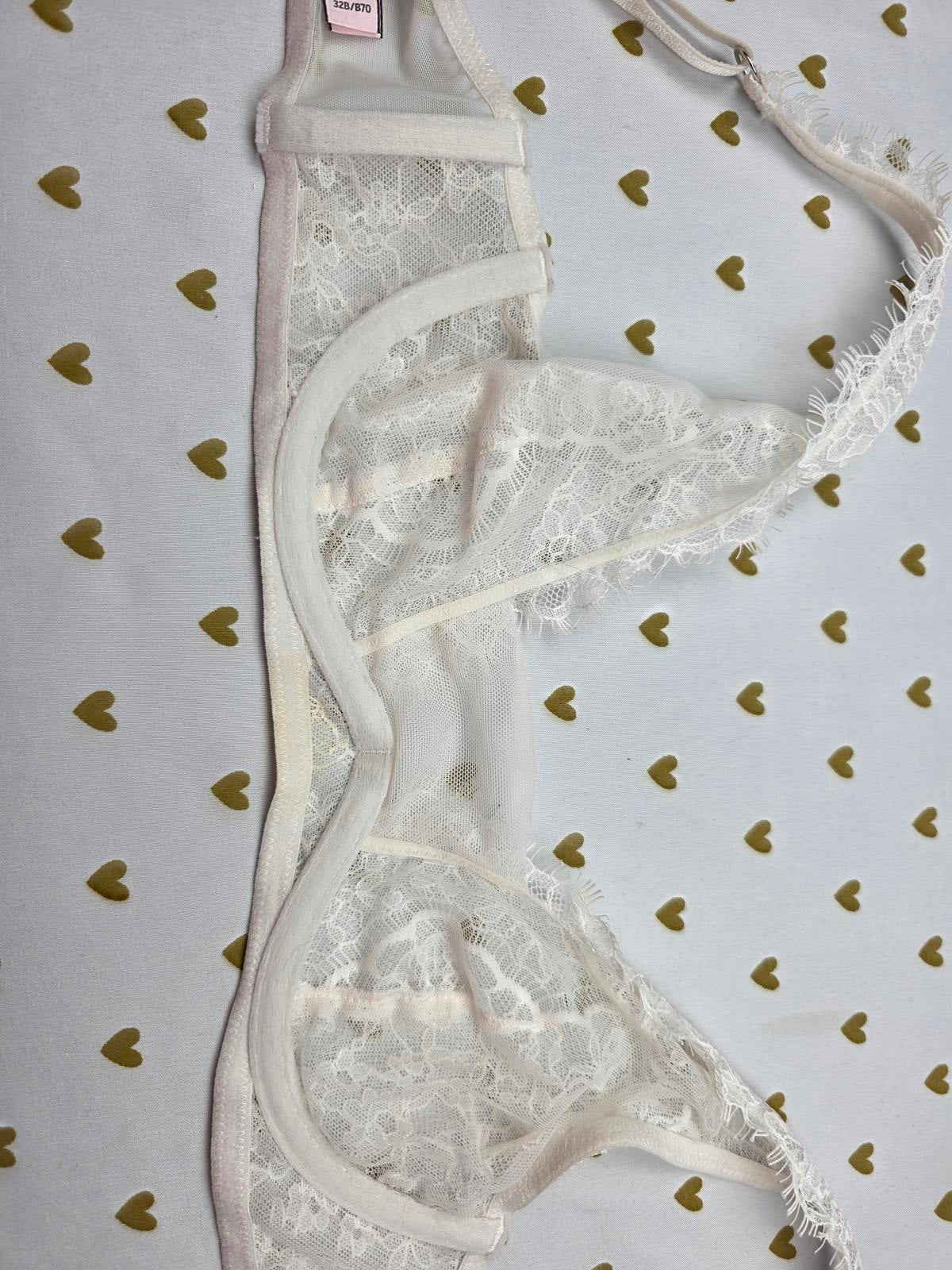 Victorias Secret Sheer White Dream Angels Lacey Unlined Plunge Bra 32B