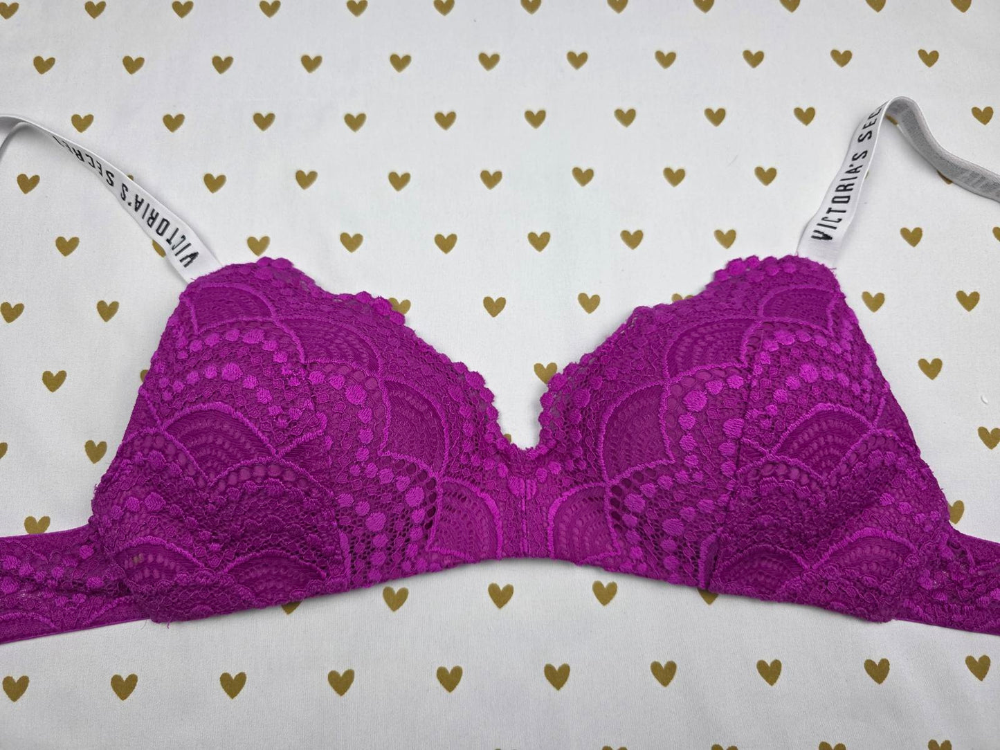 Victorias Secret Purple Lace Logo Strap Lined No Wire Wireless Bra 34A
