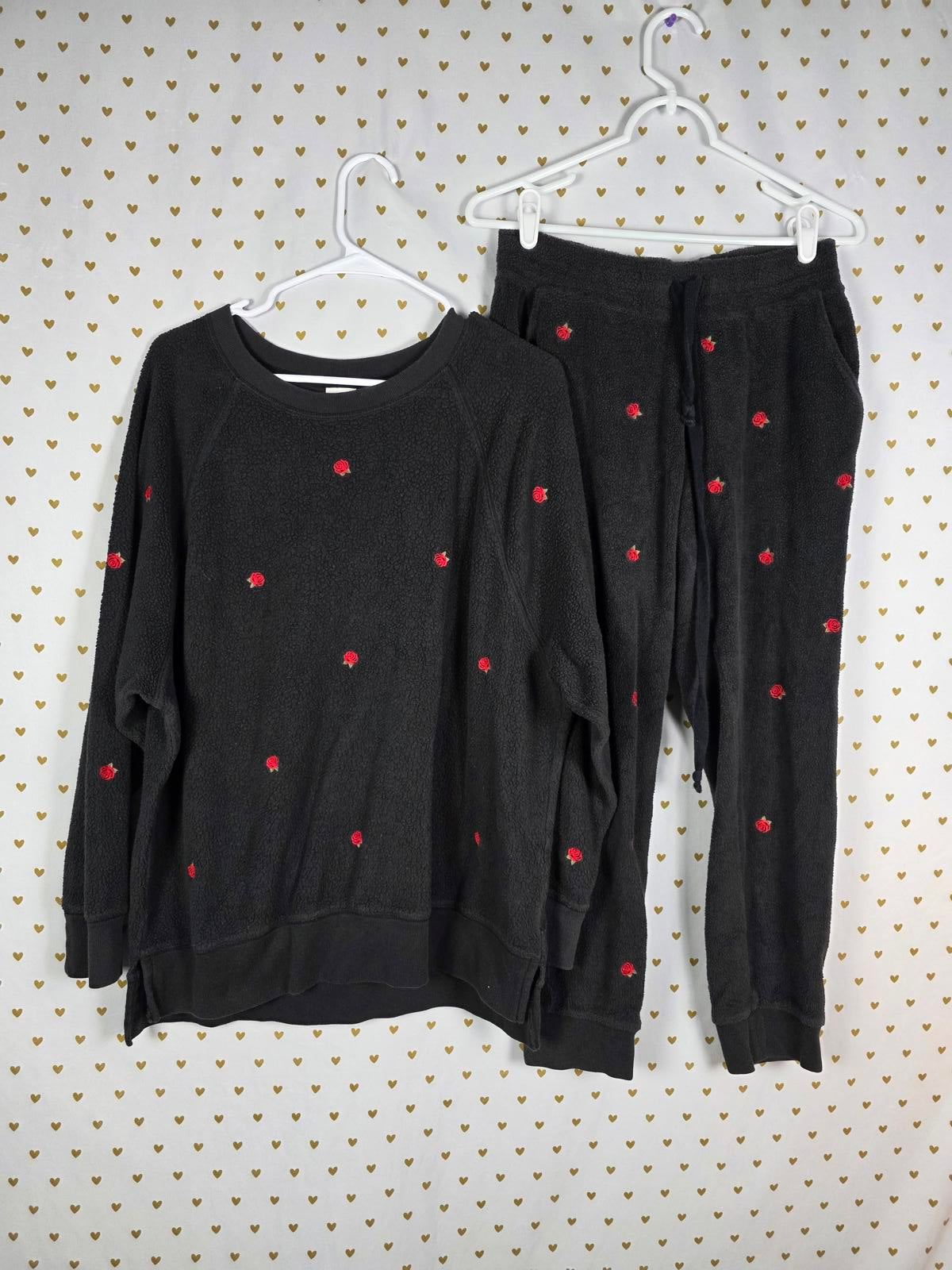 Victorias Secret Pink ROSE EMBROIDERED Matching Joggers Sweats sweater SET M L