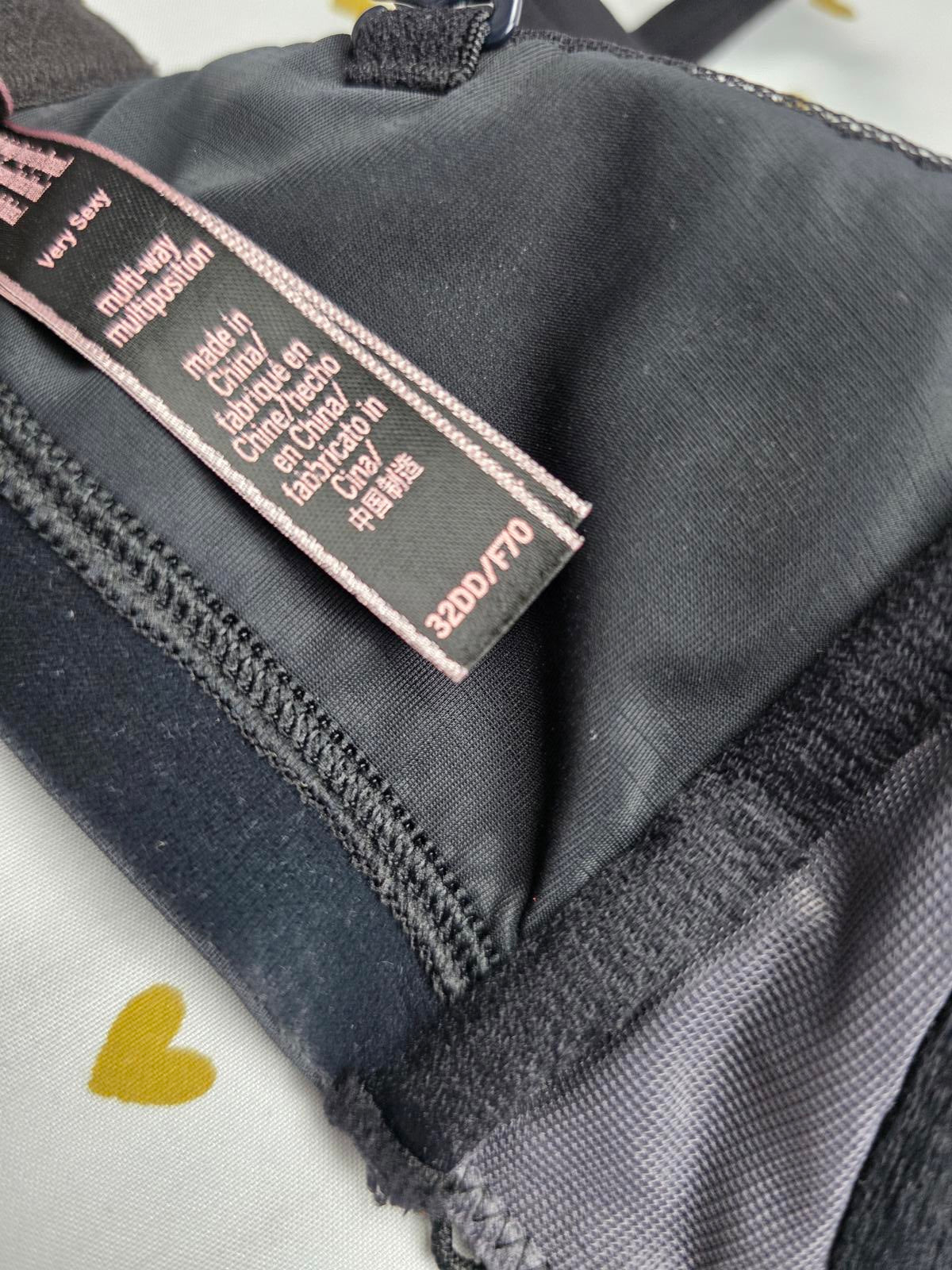 Victorias Secret Very Sexy Multiway Push Up Bra 32DD Black Net Mesh