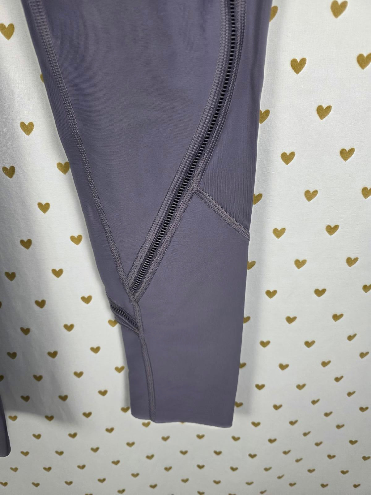Victorias Secret SPORT Grey Knockout Leggings MEDIUM pockets