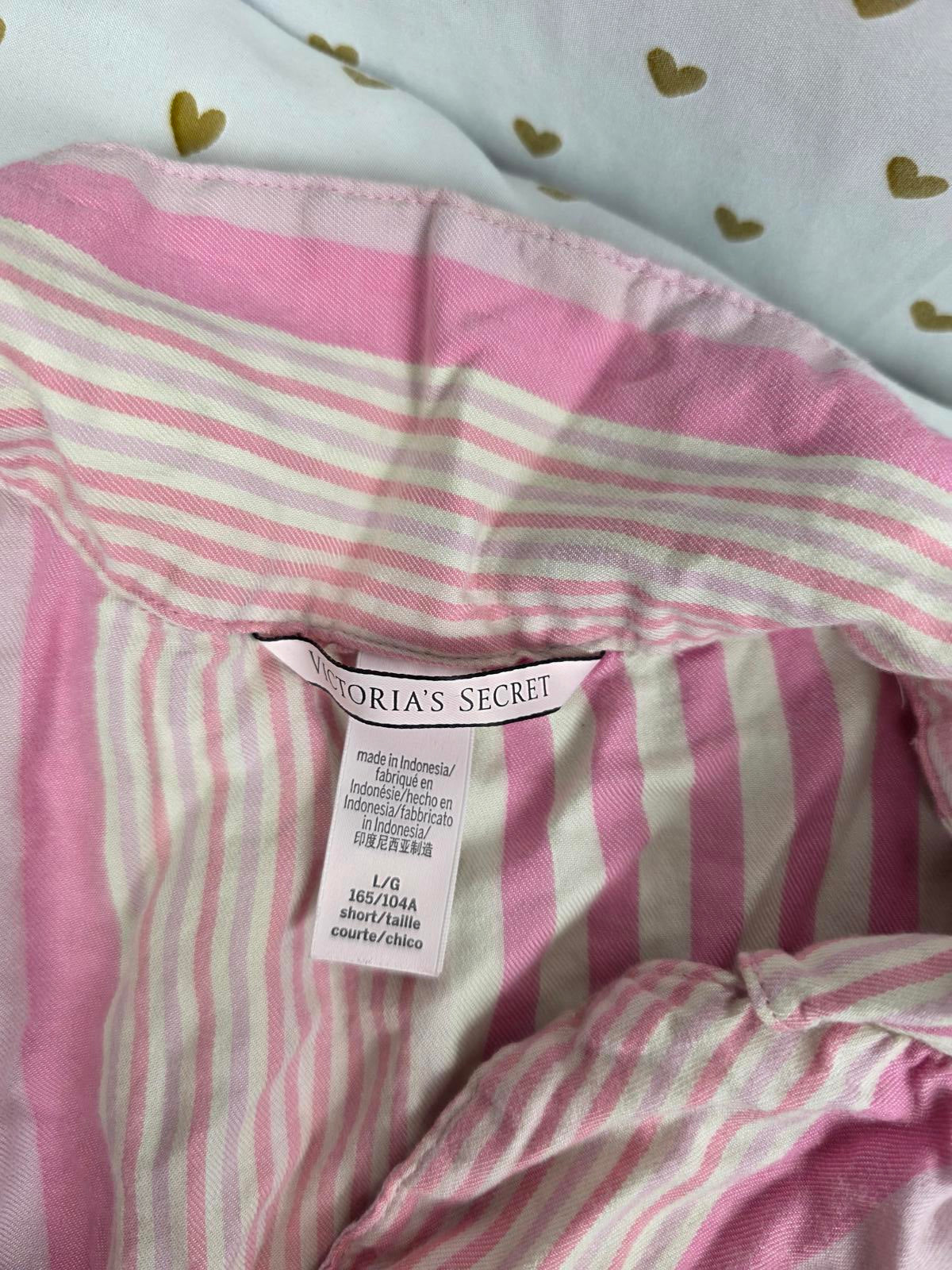 Victorias Secret lot of 2 LARGE Sleep Shirts Long Sleeve Plaid sleep Tops Pajama