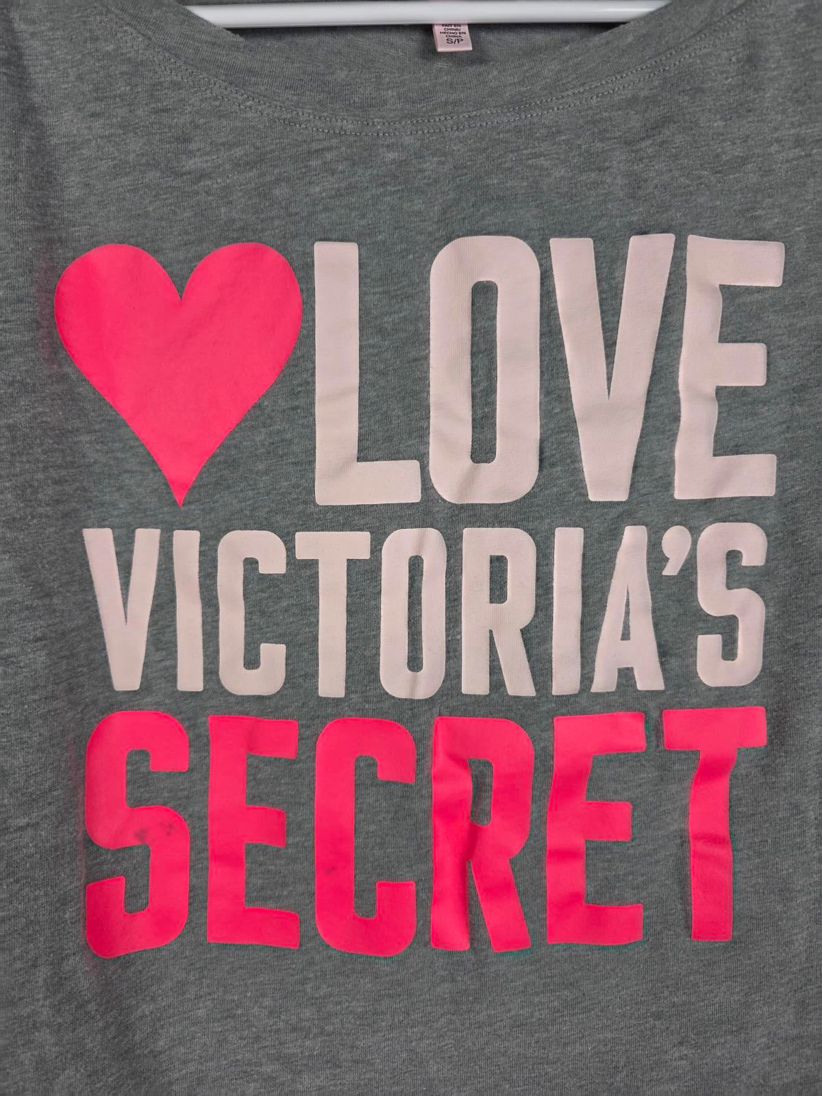 Victorias Secret LOVE Quarter Sleeve Logo Tee Shirt SMALL