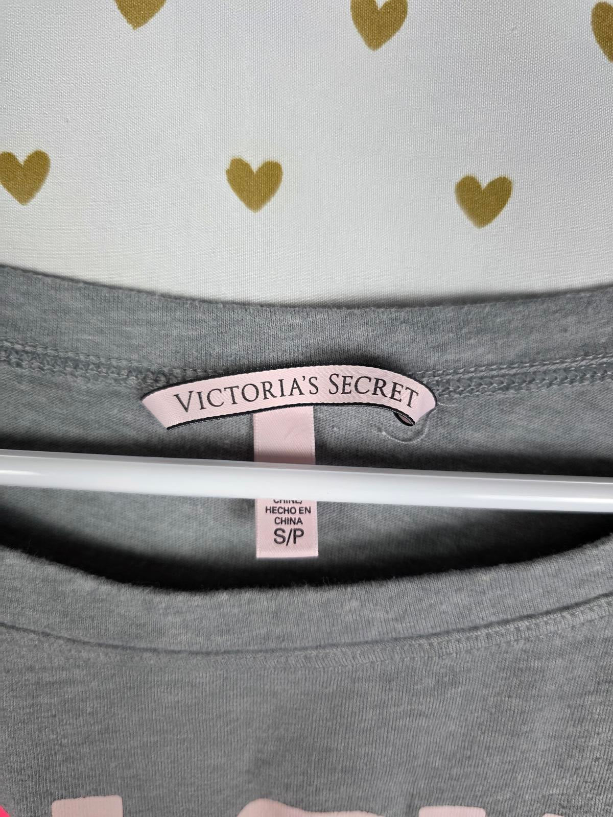 Victorias Secret LOVE Quarter Sleeve Logo Tee Shirt SMALL