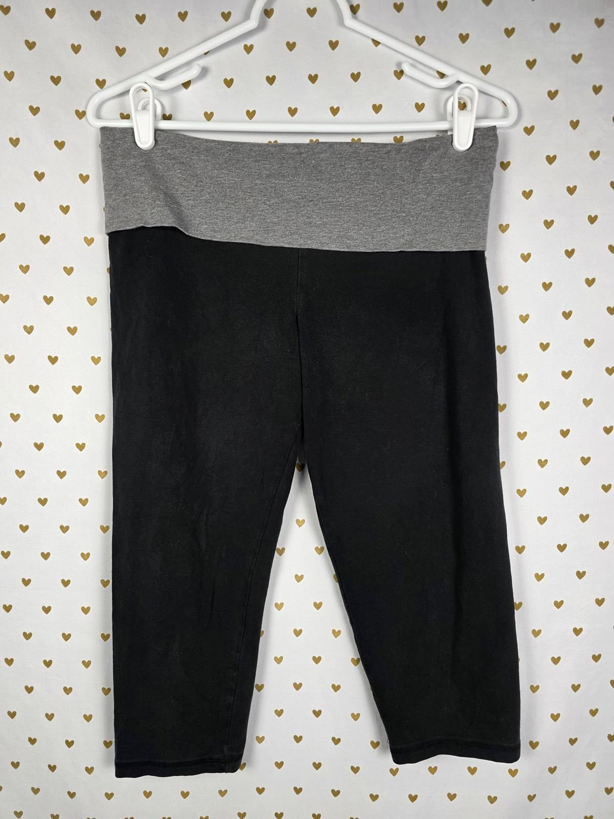 Victorias Secret PINK BLING FOLDOVER VTG Yoga Pants Chevron Zebra MEDIUM Capri