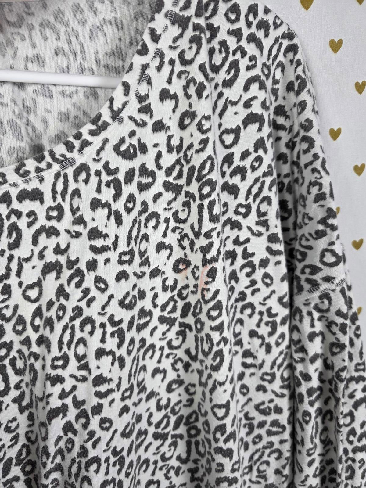 Victorias Secret XL Comfy Pajama Leopard Cheetah Sleep Shirt Nightgown PJ