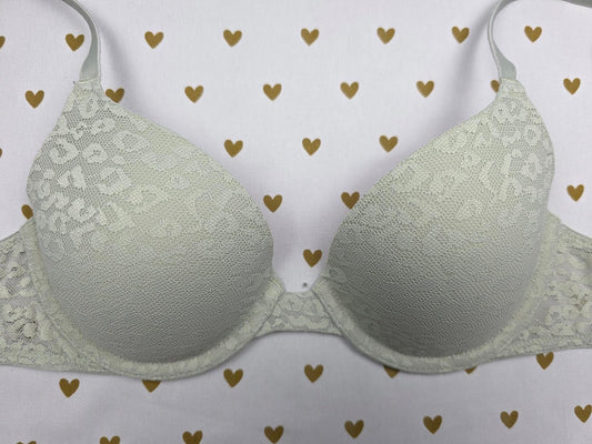 Victorias Secret PINK Mint Leopard Cheetah 32B Wear Everywhere T Shirt Bra