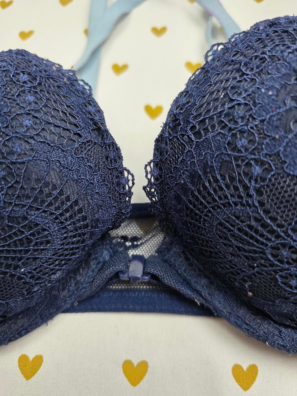Victorias Secret Blue Front Close Strappy Caged Push Up Bra 32C