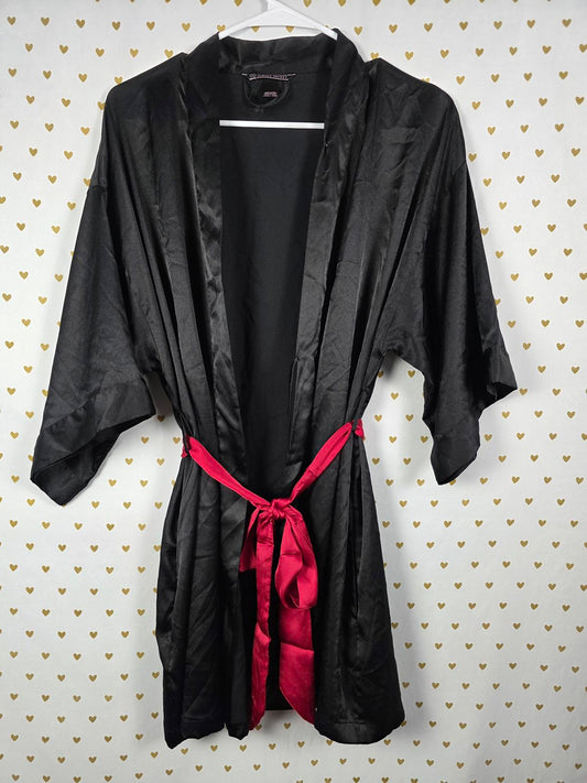 Victorias Secret Satin Silky Robe Black Red Robe Belt Lounge XS SMALL