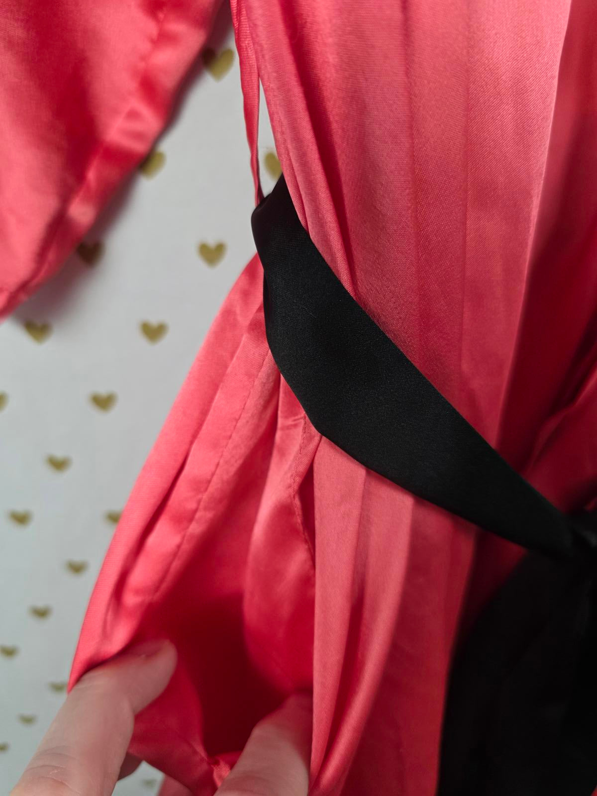Victorias Secret Satin Silky Robe Coral Black One Size Fits All Kimono Smock