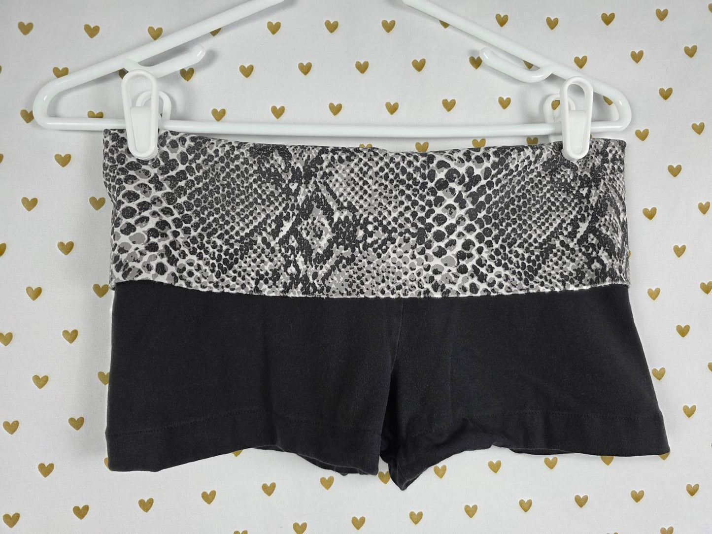 Victorias secret PINK Snakeskin FOLDOVER Y2k Yoga SHORTS Vintage Medium