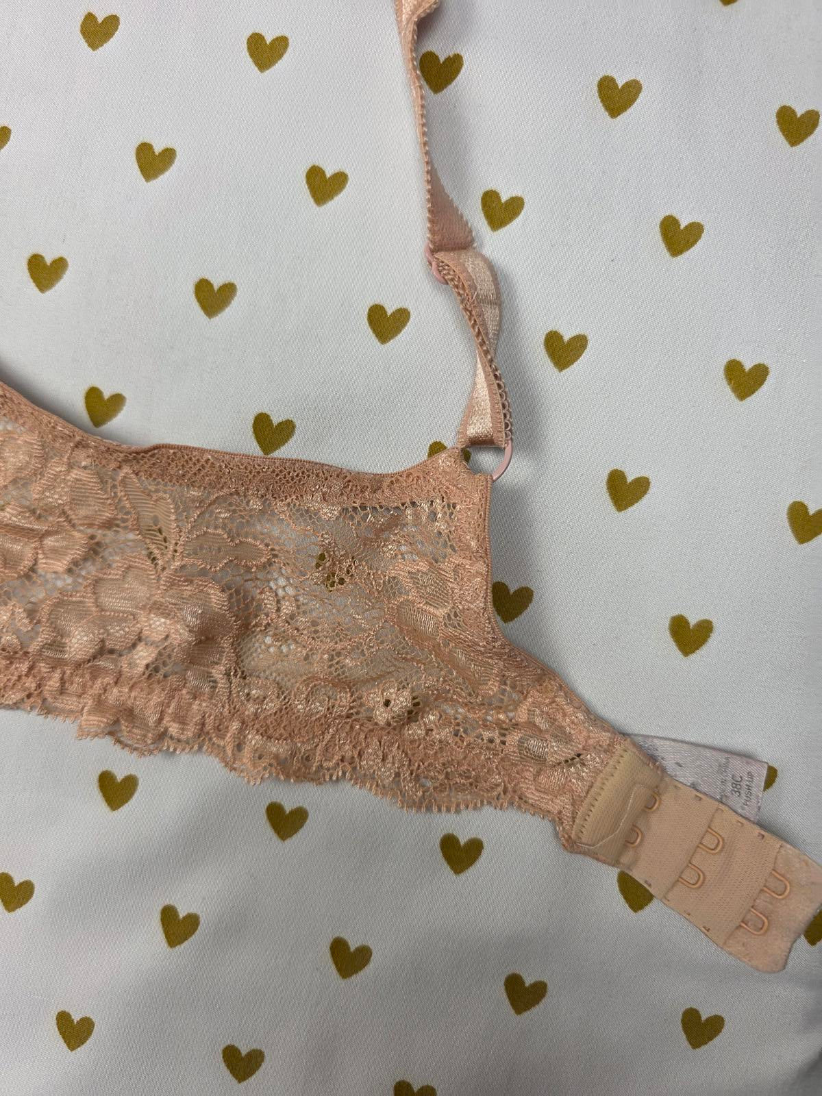 Victorias Secret Vintage Dream Angels PUSH UP Lace Accent 38C Bra