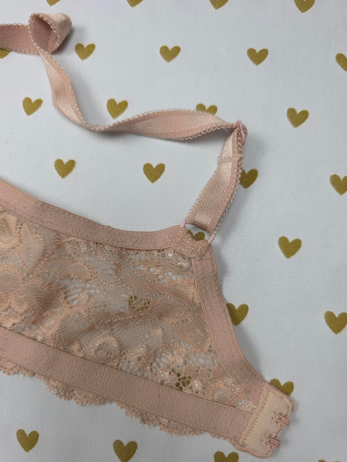 Victorias Secret Vintage Dream Angels PUSH UP Lace Accent 38C Bra