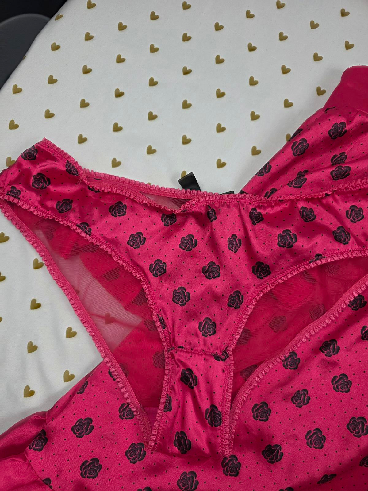 SEXY LITTLE THINGS Polka Dot Satin Lingerie Babydoll SET Small Roses 2pc