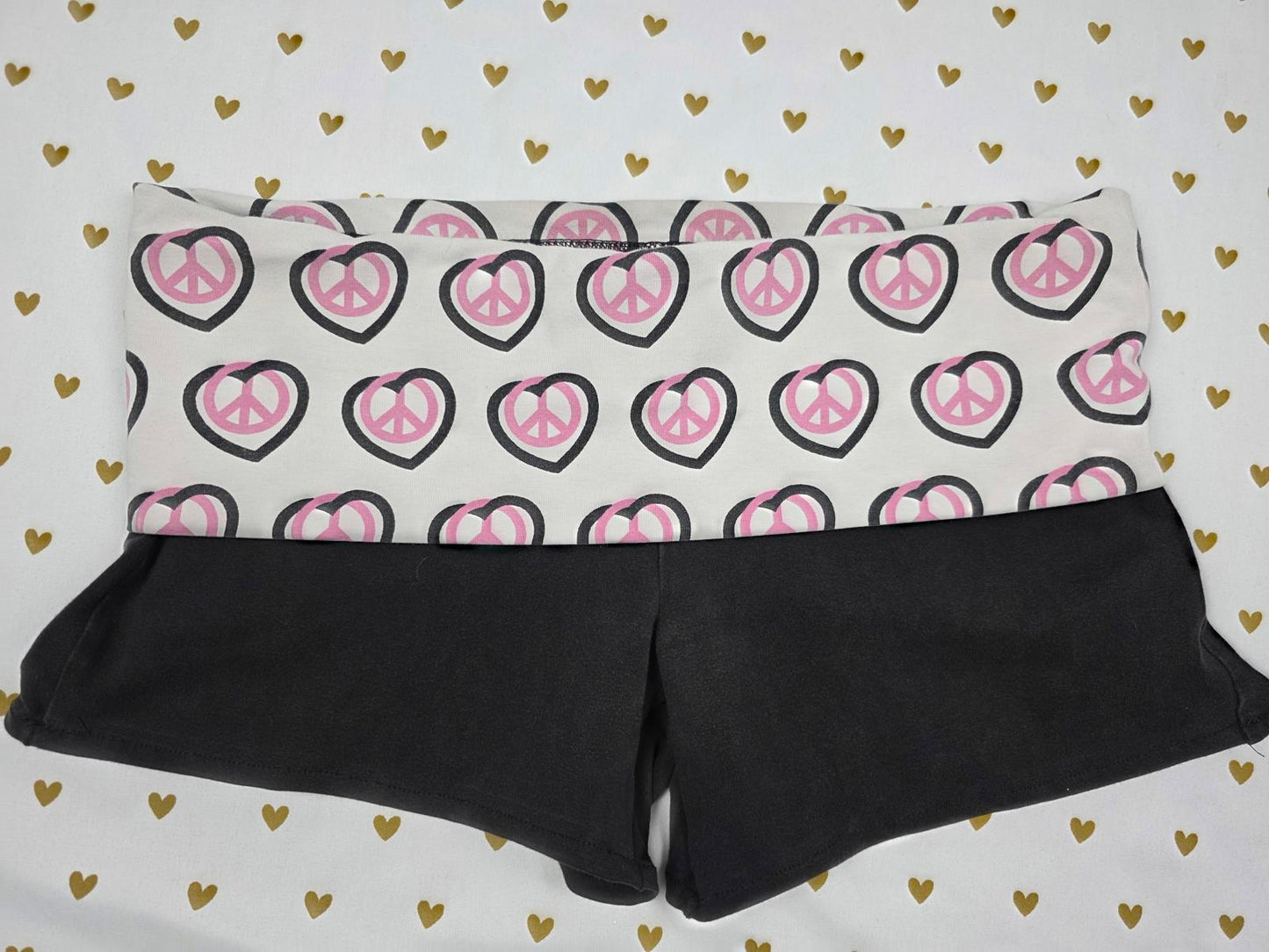 Victorias Secret PINK VINTAGE Y2k PEACE HEARTS Foldover Yoga SHORTS MEDIUM htf