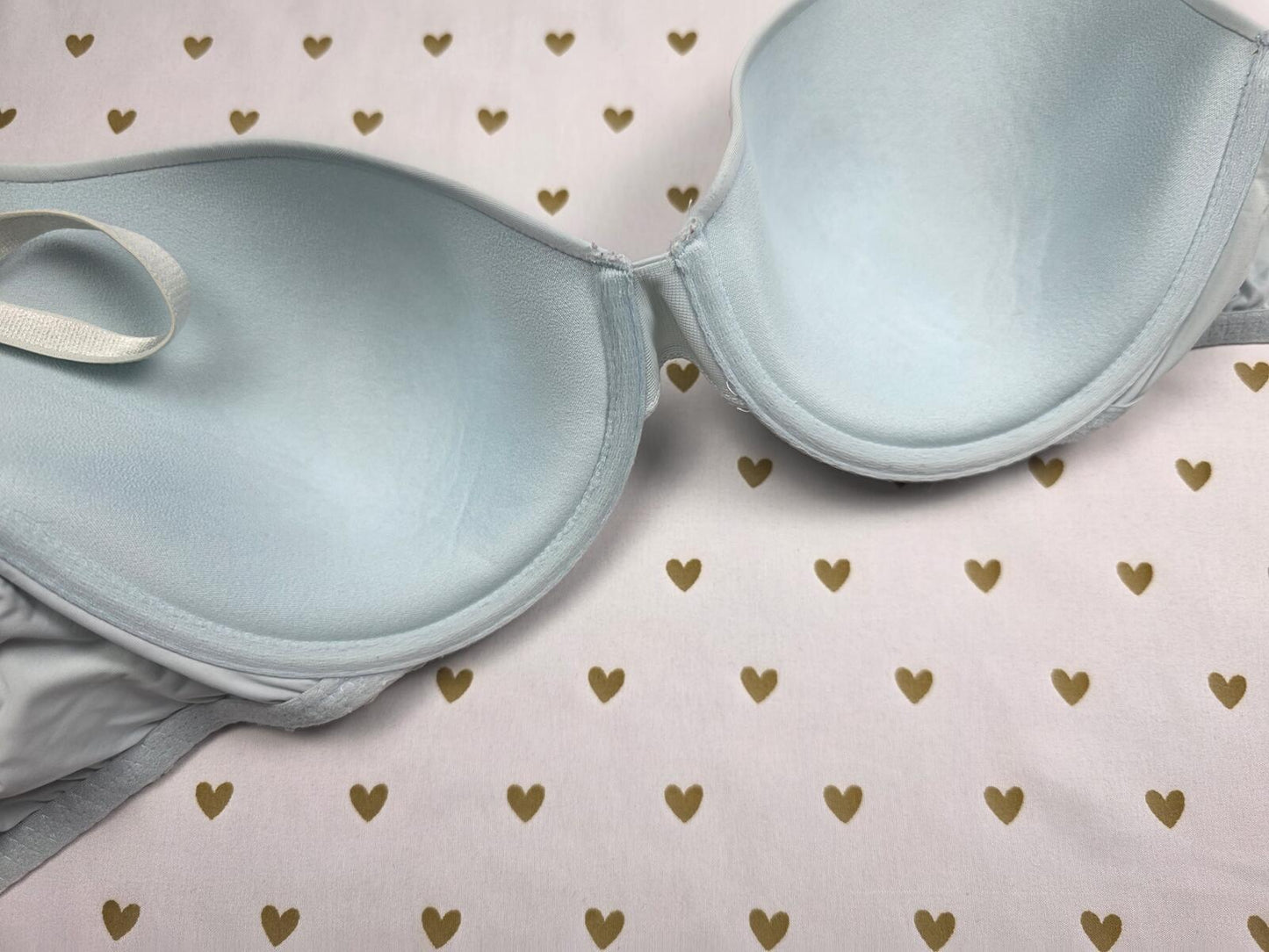 Victorias Secret Light Blue T shirt Lightly Lined Demi Balconette Bra 32DD