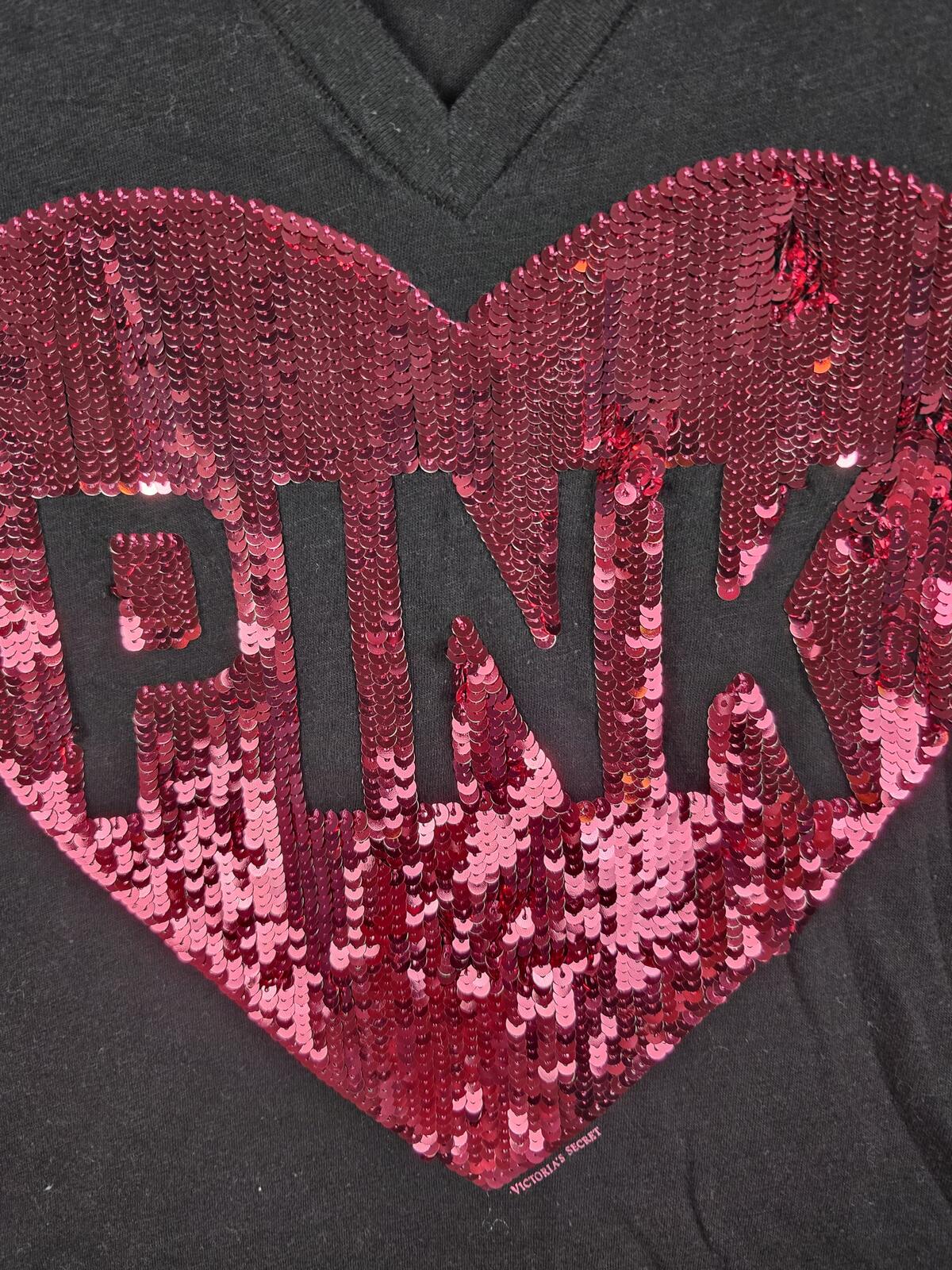 Victorias Secret PINK BLING HEART Logo Sequined Y2k VINTAGE Tee Shirt V Neck XS