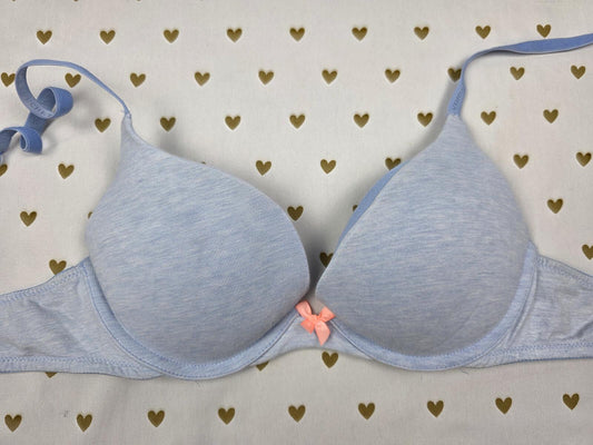 Victorias Secret 32C vintage style Cotton Plunge Bra