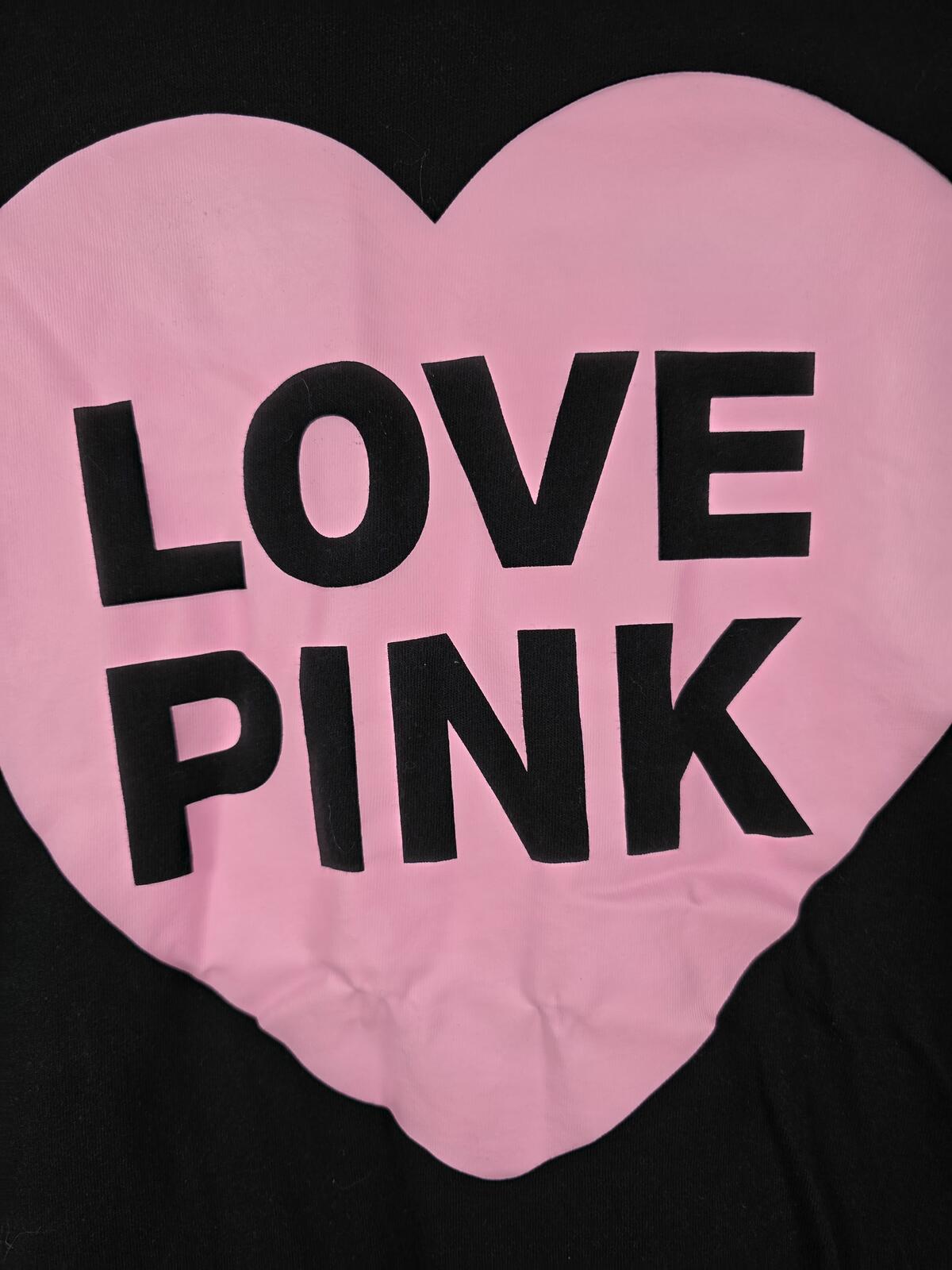 Victorias Secret PINK LOVE Heart CAMPUS ORIGINALS Black Tee Shirt Large