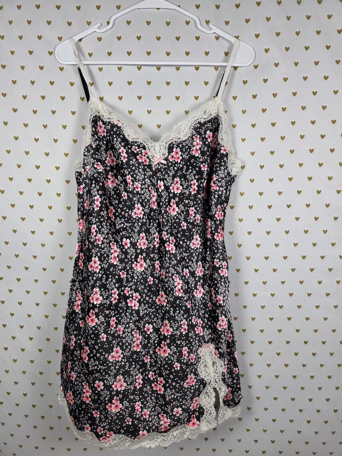 Victorias Secret Sexy Floral Satin Slip Dress Nightie Lingerie Lace Accent LARGE