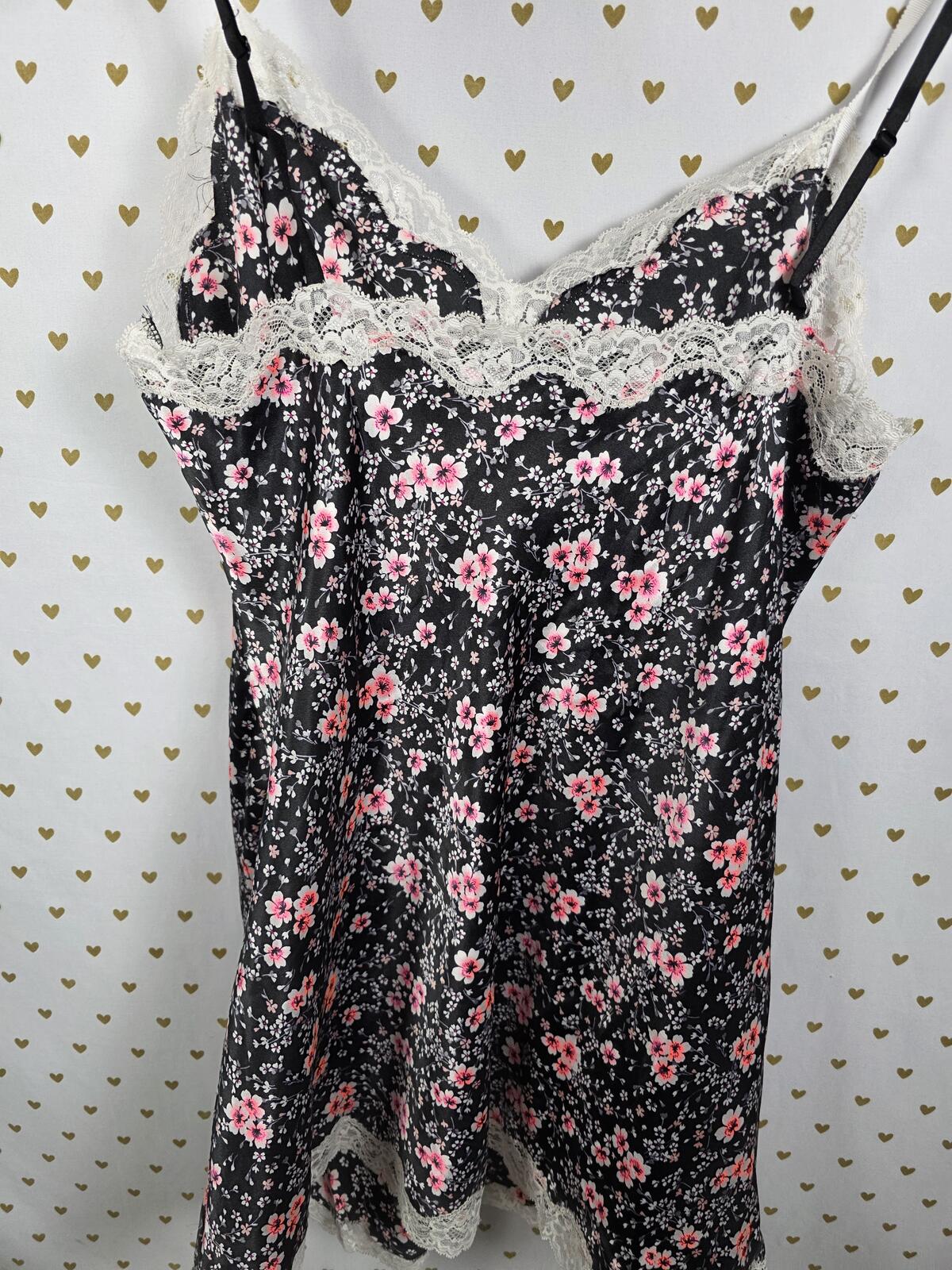 Victorias Secret Sexy Floral Satin Slip Dress Nightie Lingerie Lace Accent LARGE