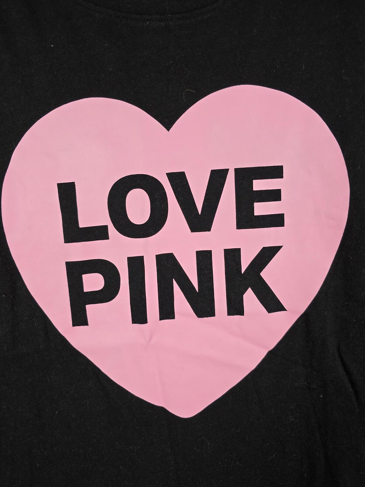 Victorias Secret PINK LOVE Heart Logo Campus Originals Tee Shirt Black SMALL