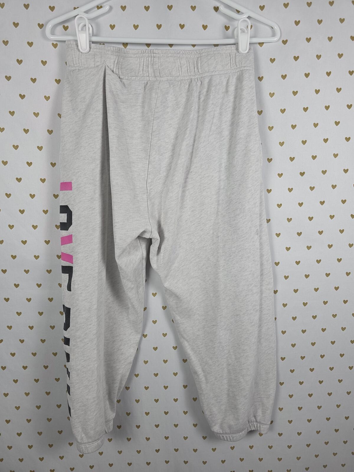 Victorias Secret PINK LOVE Capri Cropped Sweats Sweatpants Joggers XS