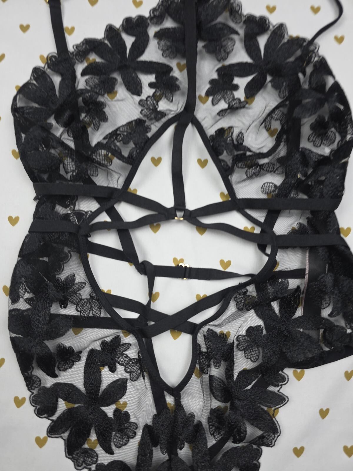 Victorias Secret EMBROIDERED Cutout Teddy Applique V String Thong Caged MED