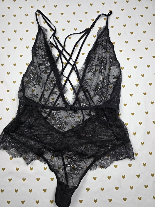Victorias Secret Strappy Back Black Lace Sheer V String Teddy Bodysuit MEDIUM