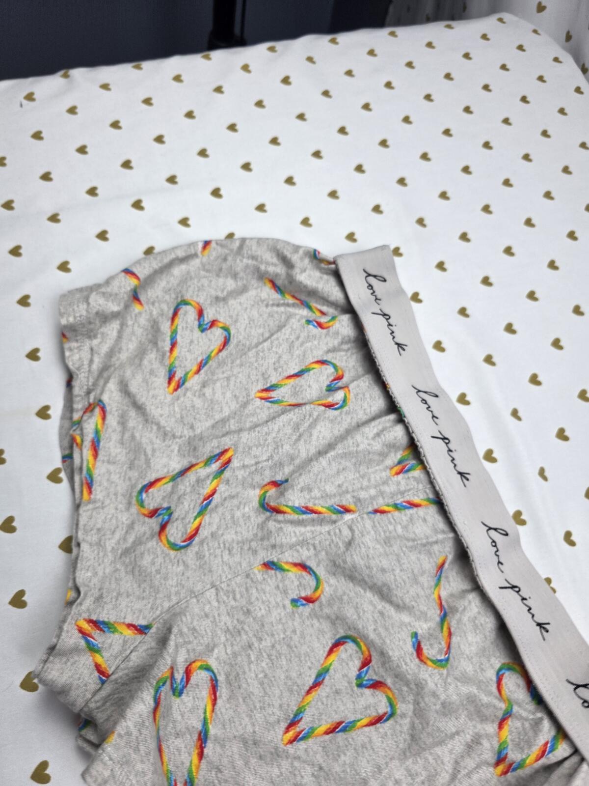 Victorias Secret PINK RAINBOW HEARTS XS Sleep Shorts Boxers Pajama Bottoms
