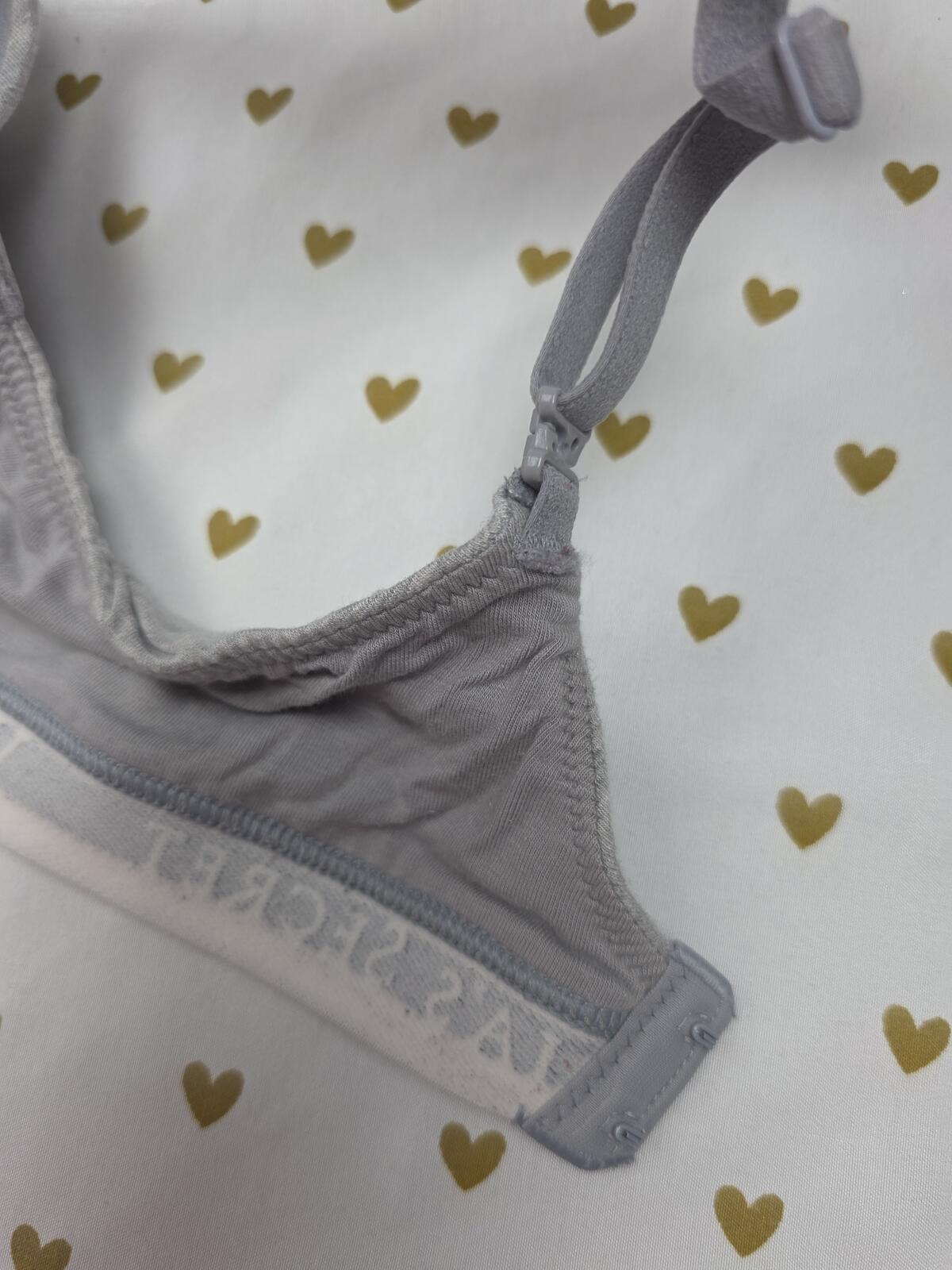 Victorias Secret WIreless NO WIRE Logo Band GREY Bra T Shirt lightly lined 36B