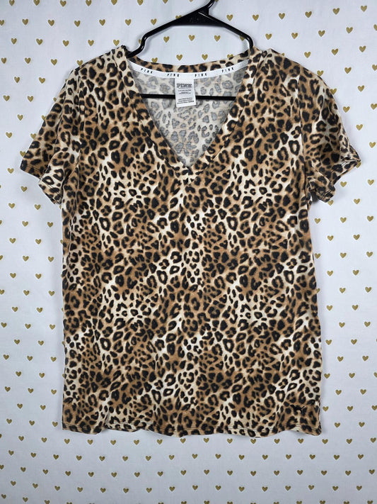 Victorias Secret PINK Animal Print V Neck Leopard Cheetah tee shirt Small