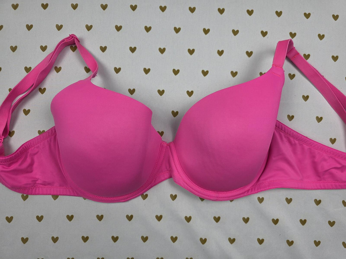 Victorias Secret Hot Pink 36D Wear Everywhere Lightly Lined Bra