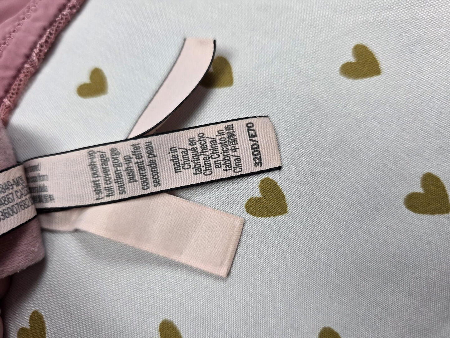 Victorias Secret Rose T Shirt Full Coverage Push Up Bra 32DD