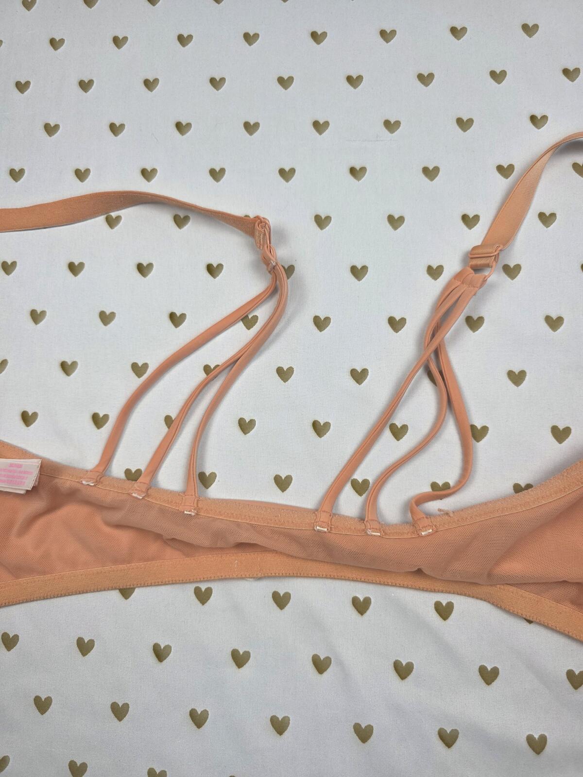Victorias Secret PINK Front Close Racerback 38DD Wear Everywhere Push Up bra