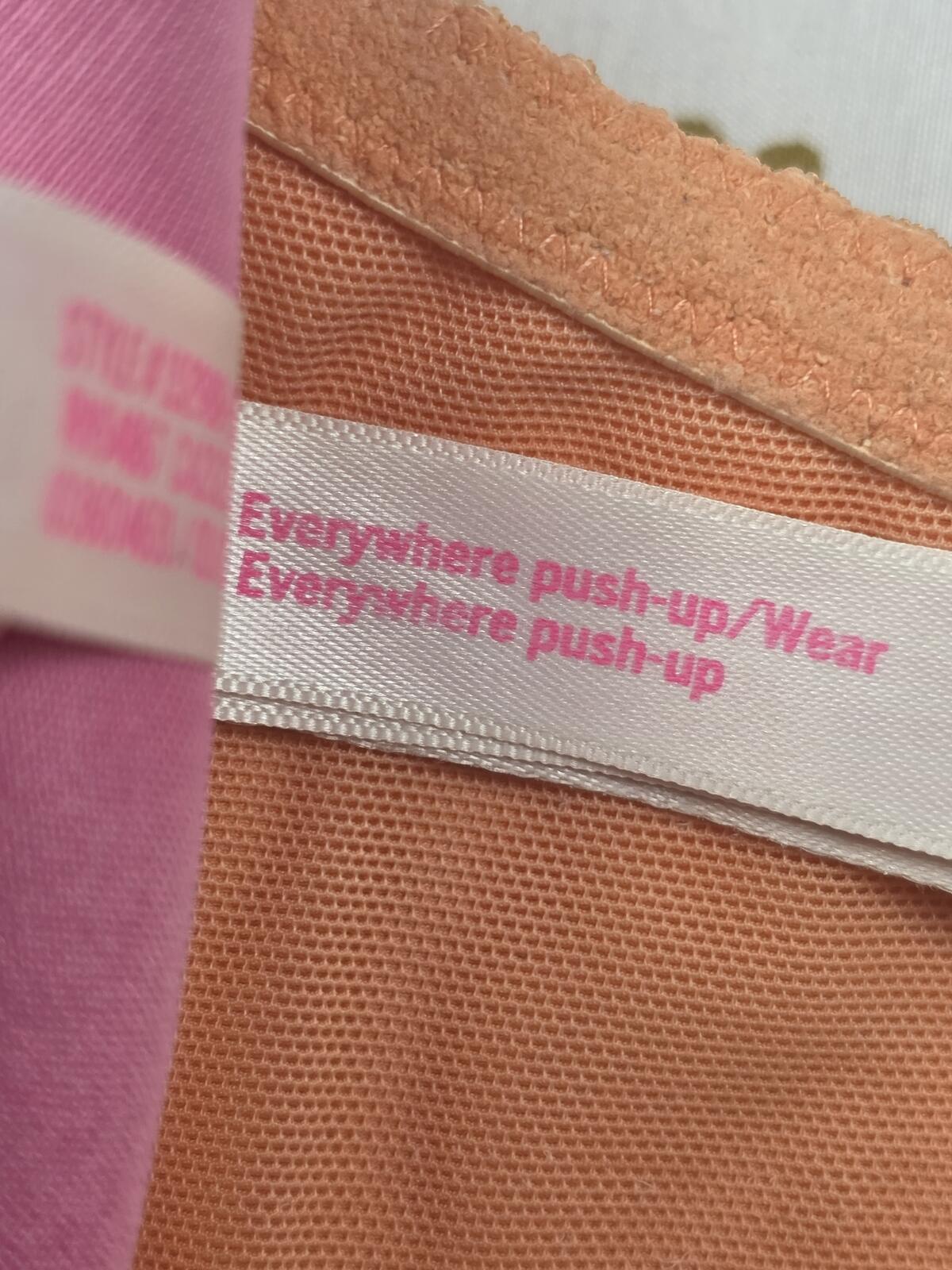 Victorias Secret PINK Front Close Racerback 38DD Wear Everywhere Push Up bra