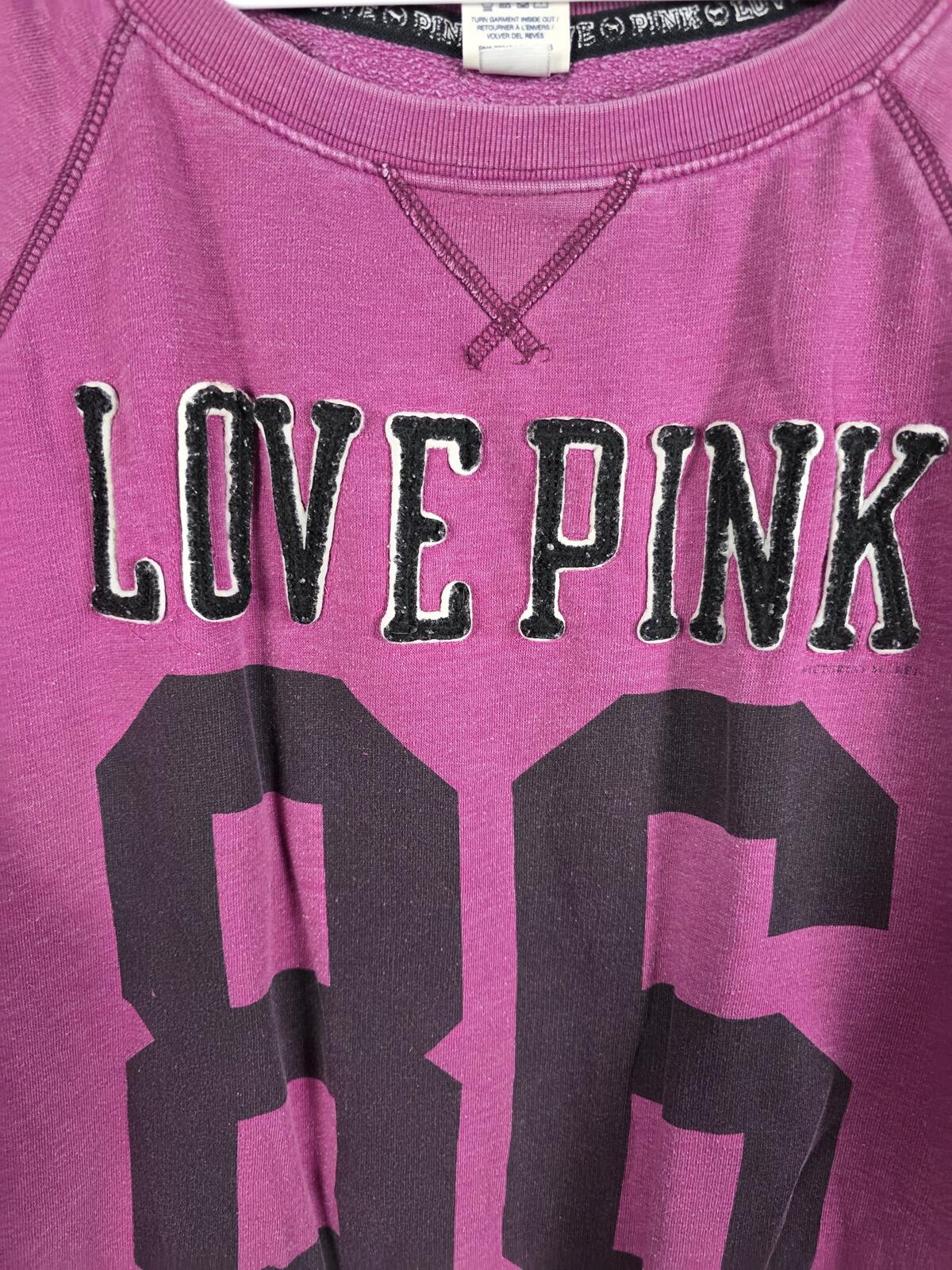 Victorias Secret Pink Vintage Crew Sweater LOVE embroidered Shirt 86 SMALL