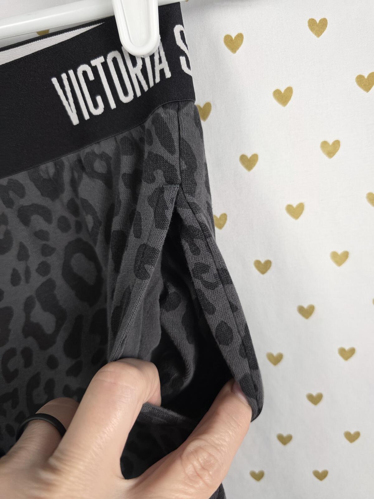 Victorias Secret SPORT Leopard Cheetah Joggers Sweatpants XS Pockets