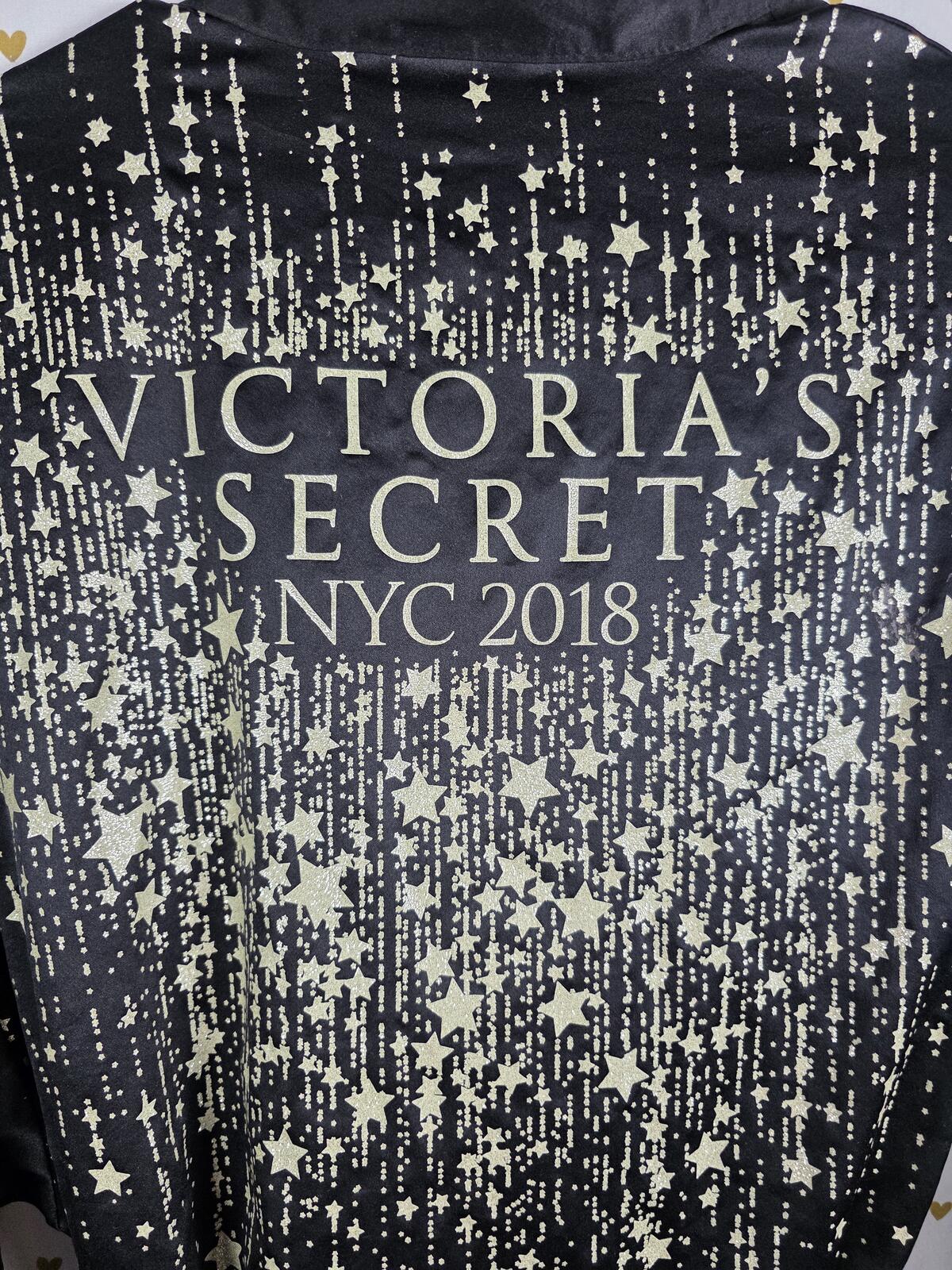 Victoria's Secret 2018 NYC Fashion Show Robe MEDIUM LARGE Black Satin BLING
