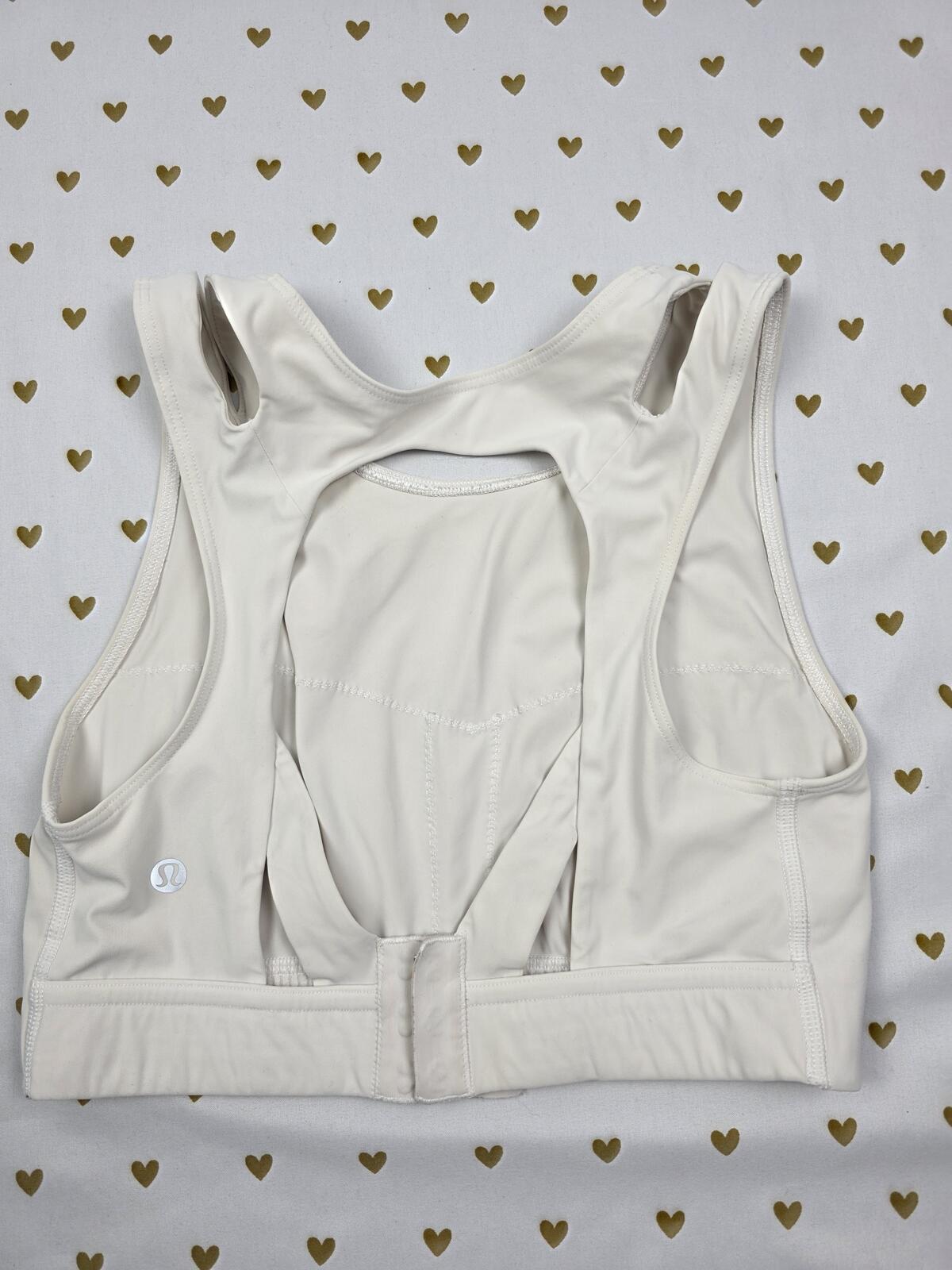 LULULEMON White Size 6 B C Cup Sports Bra  Bralette Bra Top Tank