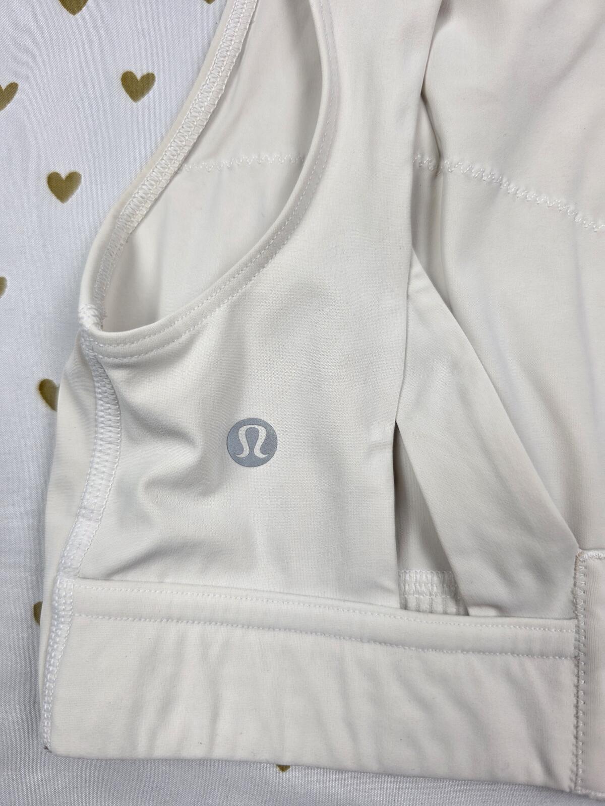 LULULEMON White Size 6 B C Cup Sports Bra  Bralette Bra Top Tank