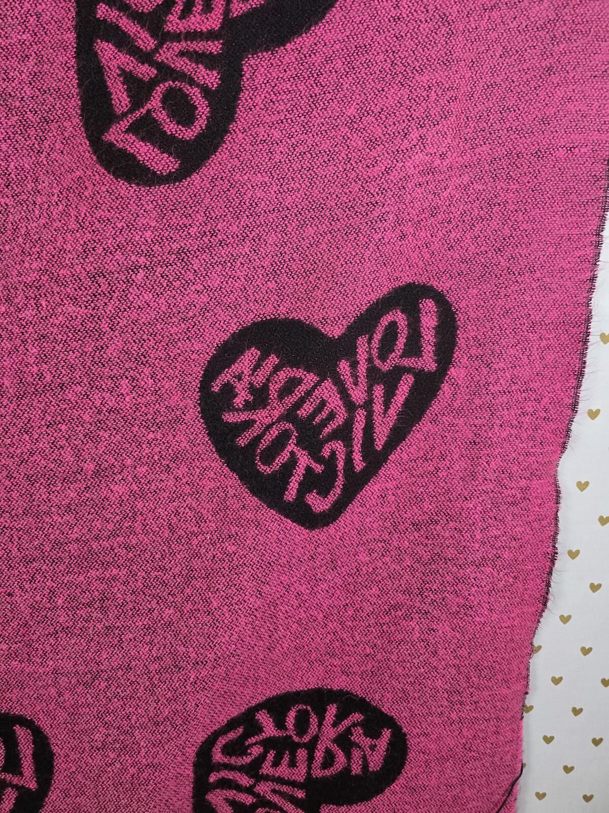 Victoria Secret LOVE VICTORIA Throw Blanket Fringe 50”X60” Pink & Black Hearts