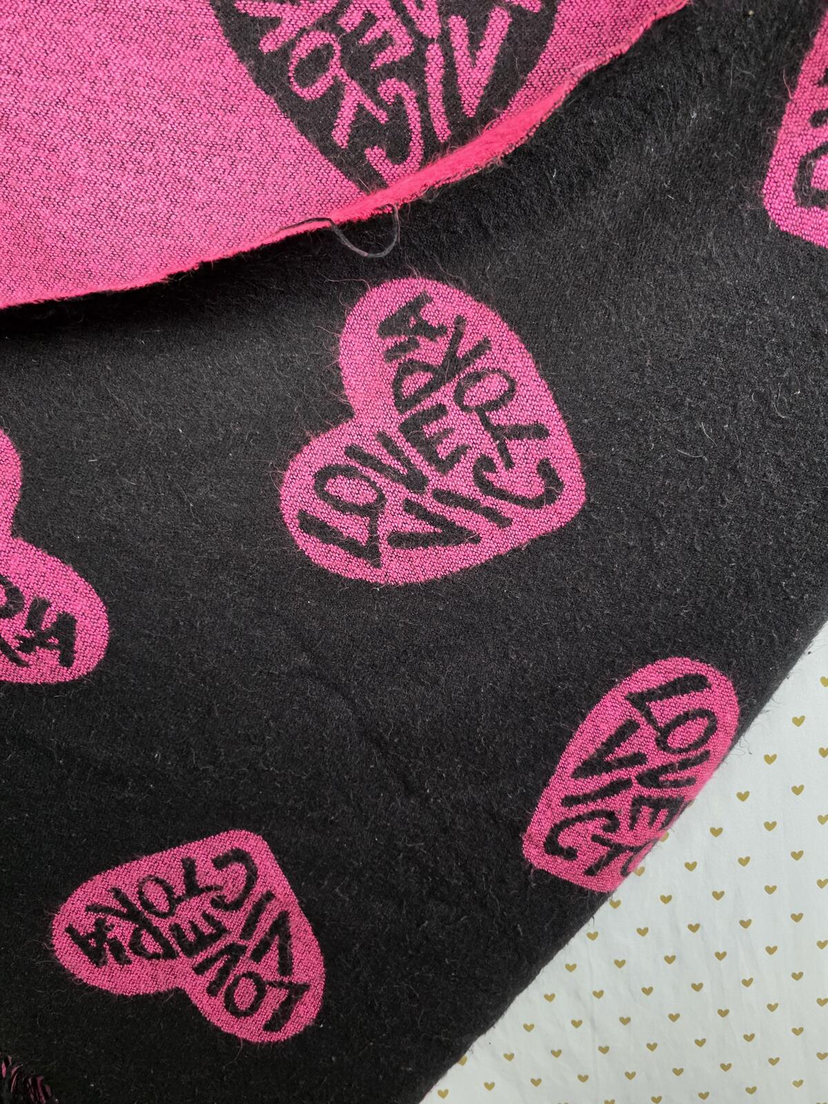 Victoria Secret LOVE VICTORIA Throw Blanket Fringe 50”X60” Pink & Black Hearts