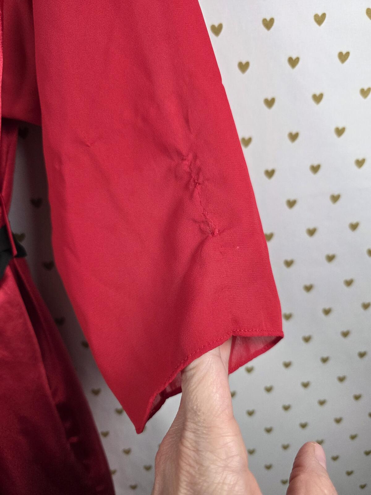 Victorias Secret Satin Silky Robe LONG RED VINTAGE GOLD LABEL pockets Red SMALL