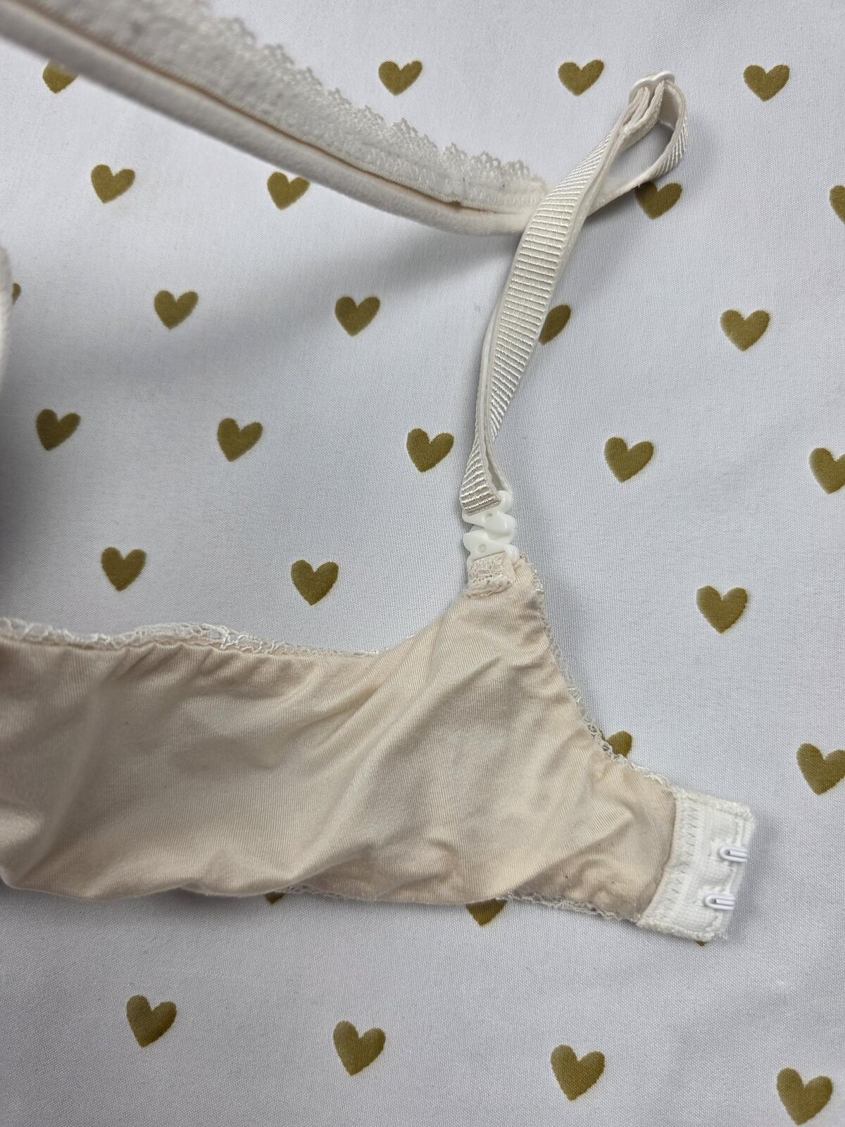 Victoria's Secret White Lace Body By Victoria Padded Perfect Coverage Bra 34C